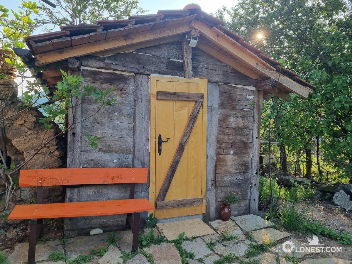 Старото гнездо Hotel Маджарово Екстериор снимка