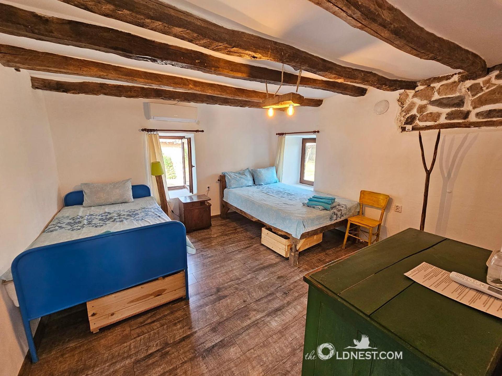 Старото гнездо Hotel Маджарово Екстериор снимка